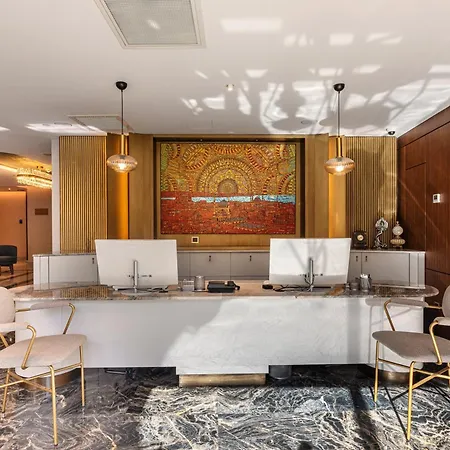 Hotel Levni Premium Old 4*